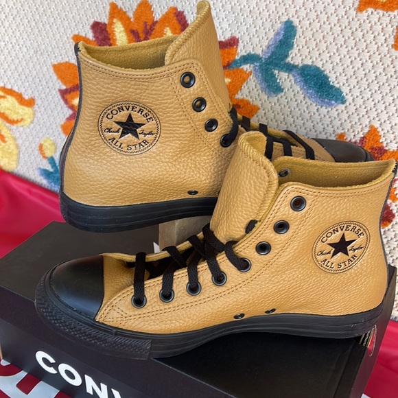 Converse 172014C
CTAS HI
WHEAT/BLACK/BLACK Men’s sneakers - Picture 11 of 16